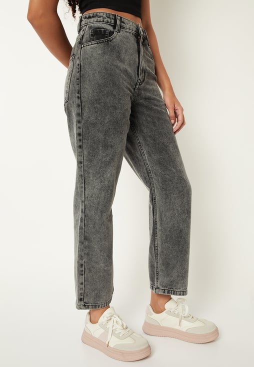 Light Wash Jeans